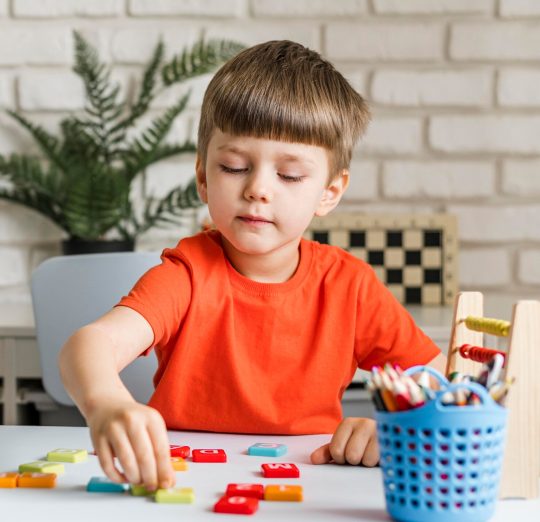 kid-playing-indoors_23-2148551586